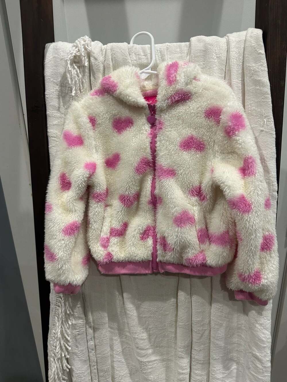 Wippette Fuzzy Sherpa Zip Hoodie Size 4T Pink Heart Pattern